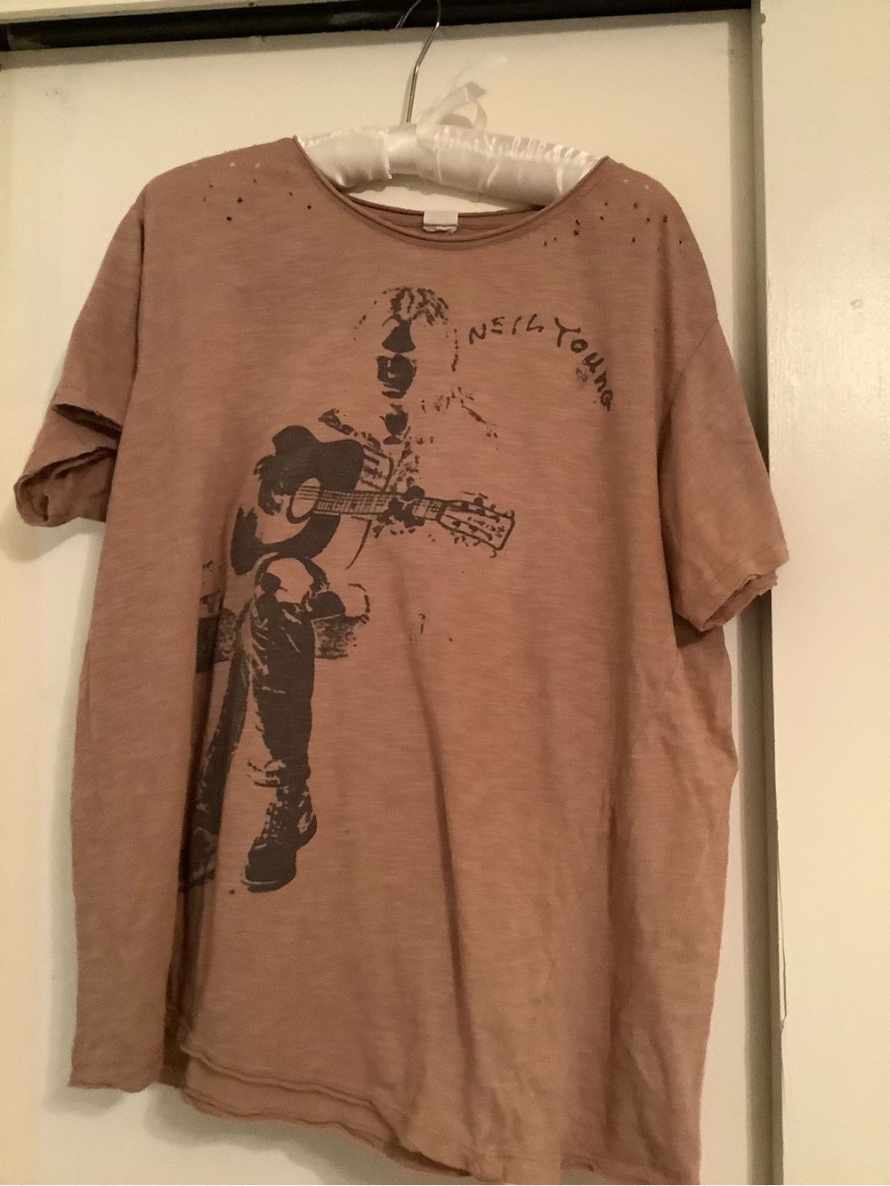 Magnolia Pearl Dusty Rose Graphic Short Sleeve Tee